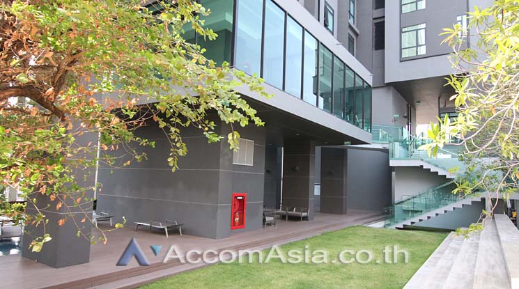  3 br Condominium for rent and sale in Ratchadaphisek ,Bangkok BTS Thong Lo - ARL Ramkhamhaeng at The Capital Ekamai Thonglor AA14384