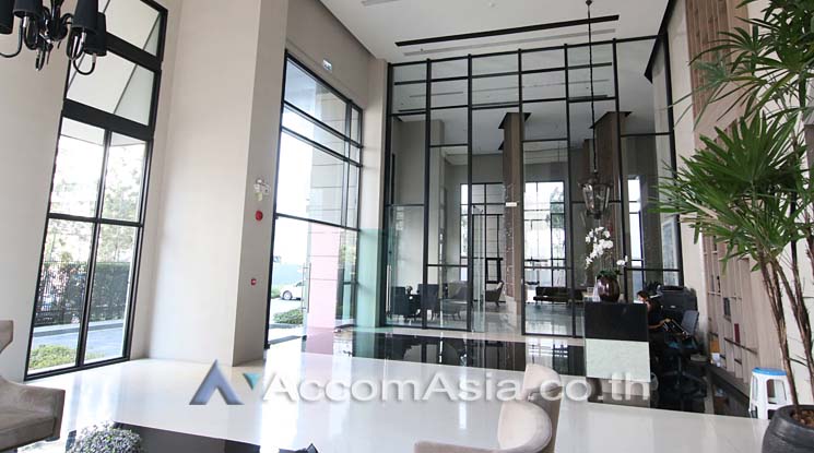  2 br Condominium For Rent in Ratchadapisek ,Bangkok BTS Thong Lo - ARL Ramkhamhaeng at The Capital Ekamai Thonglor AA32349