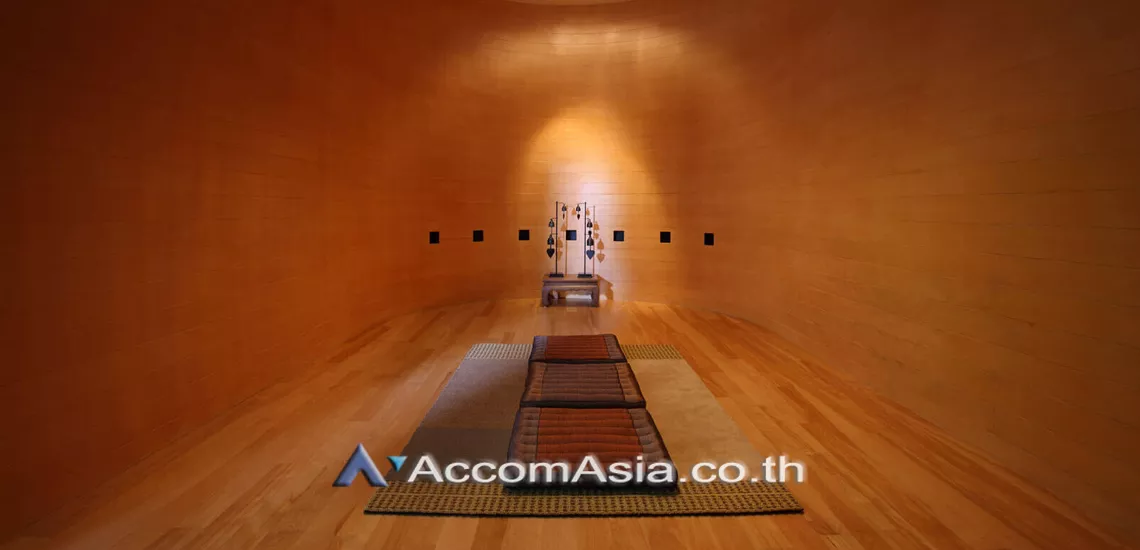  3 br Apartment For Rent in Sukhumvit ,Bangkok BTS Ploenchit at Brand New Apartment AA30033