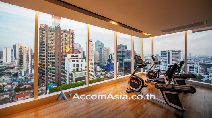  2 br Condominium for rent and sale in Silom ,Bangkok BTS Surasak at The Room Sathorn Pan Road AA37069