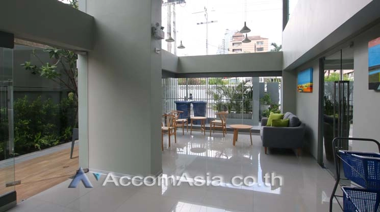 10 A Cozy Low-Rise Residence 6 Mins Walk From BTS - Apartment - Sukhumvit - Bangkok / Accomasia