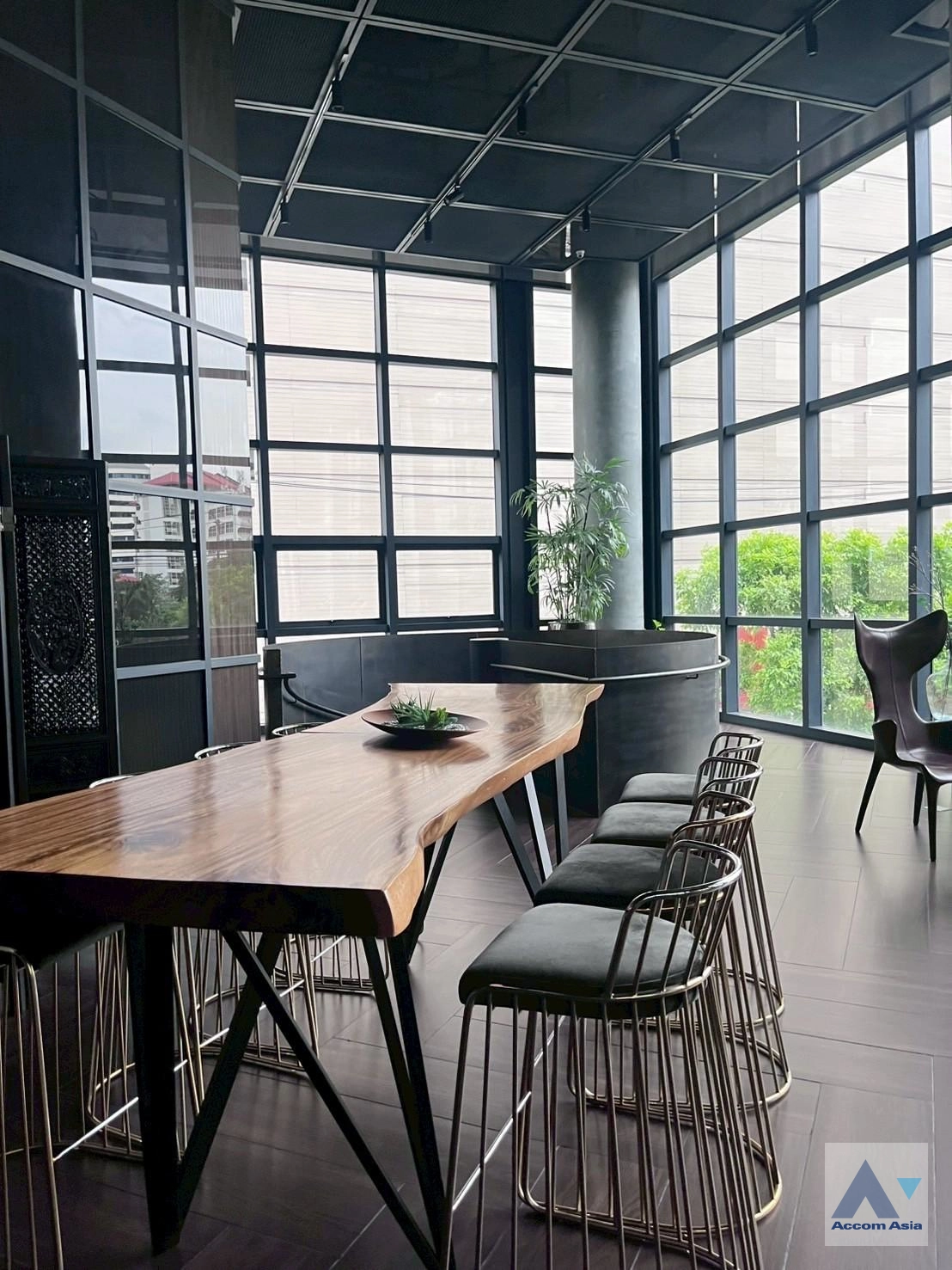  3 br Condominium For Sale in Sukhumvit ,Bangkok MRT Phetchaburi at The Lofts Asoke AA36689