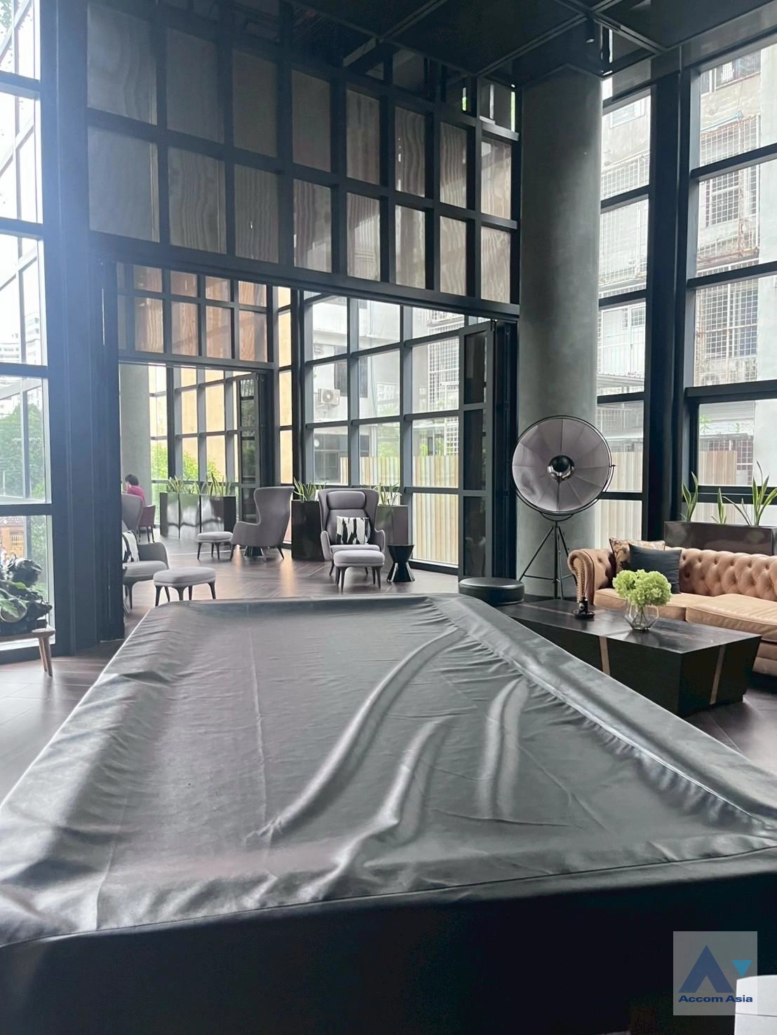  3 br Condominium For Sale in Sukhumvit ,Bangkok MRT Phetchaburi at The Lofts Asoke AA36689