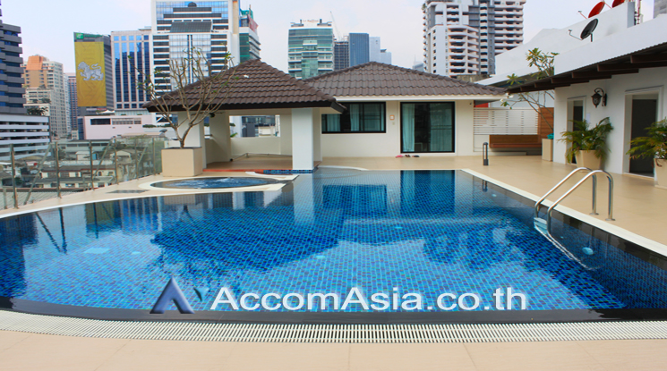  2 br Apartment For Rent in Sukhumvit ,Bangkok BTS Phrom Phong at Newly renovated AA36897