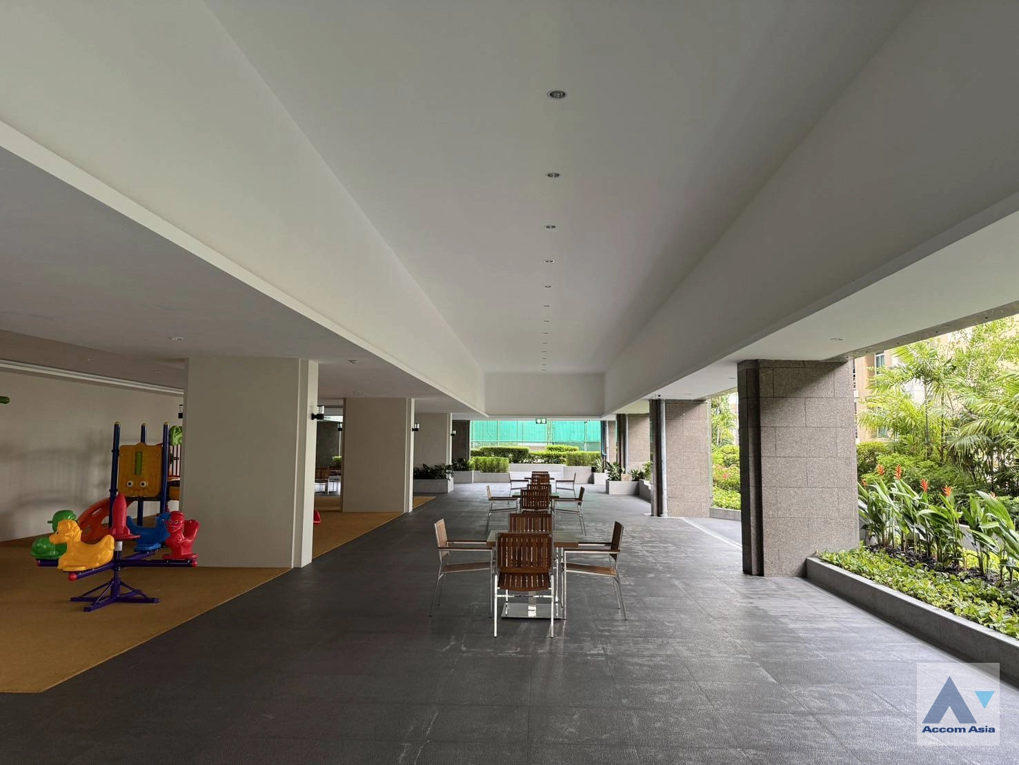  4 br Condominium for rent and sale in Sathorn ,Bangkok BTS Sala Daeng - MRT Lumphini at Sathorn Park Place 27067