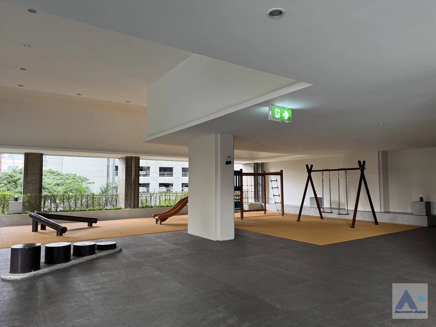  4 br Condominium for rent and sale in Sathorn ,Bangkok BTS Sala Daeng - MRT Lumphini at Sathorn Park Place 27067