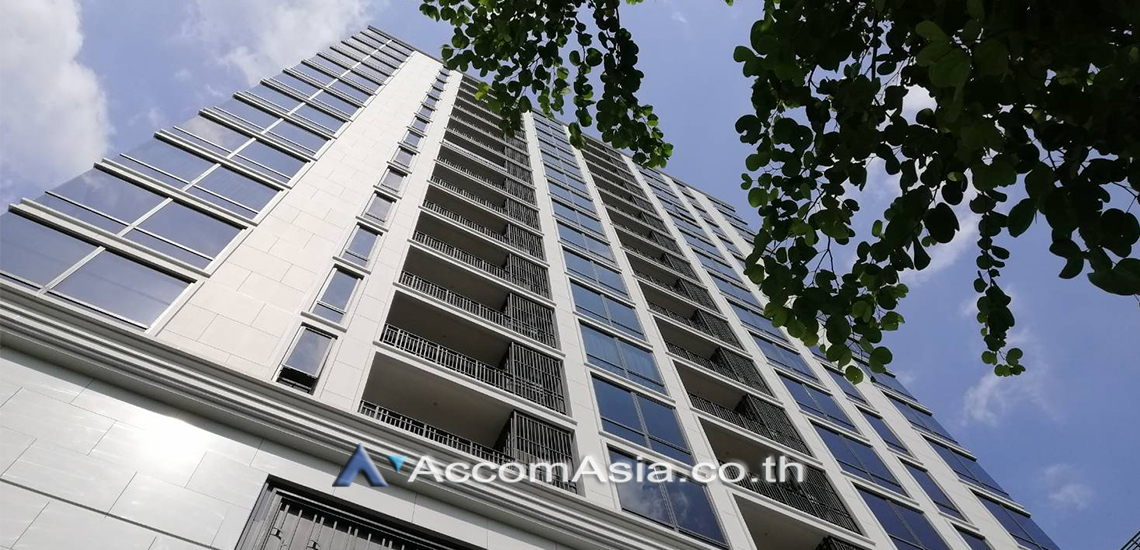  1  2 br Condominium For Sale in Ploenchit ,Bangkok BTS Ploenchit at MUNIQ Langsuan AA31136