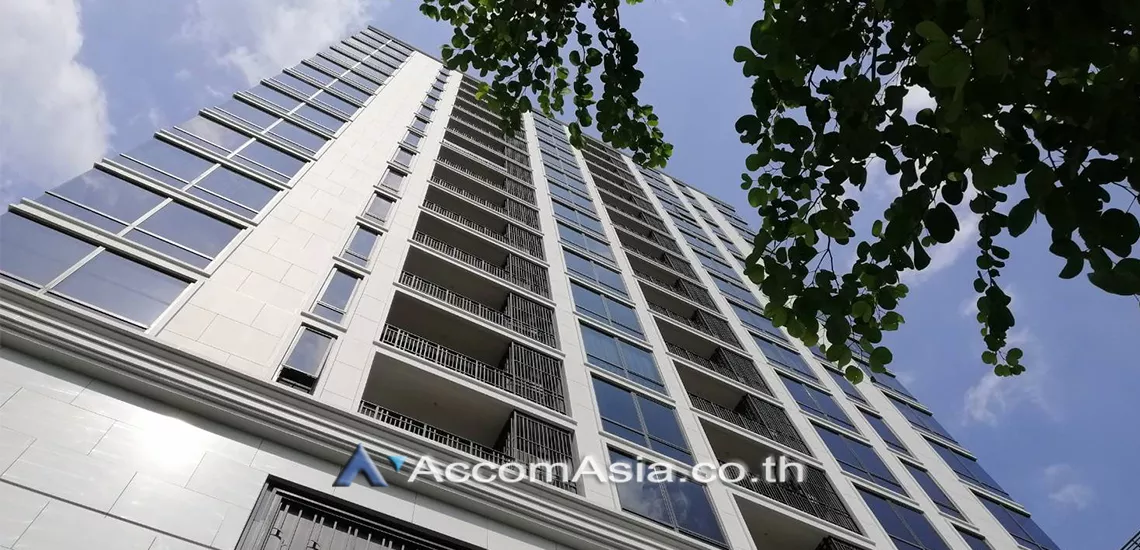  2 br Condominium For Sale in Ploenchit ,Bangkok BTS Ploenchit at MUNIQ Langsuan AA35740