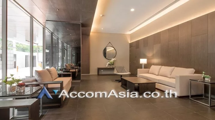  3 br Apartment For Rent in Sukhumvit ,Bangkok BTS Phrom Phong at Modern Apartment AA21059