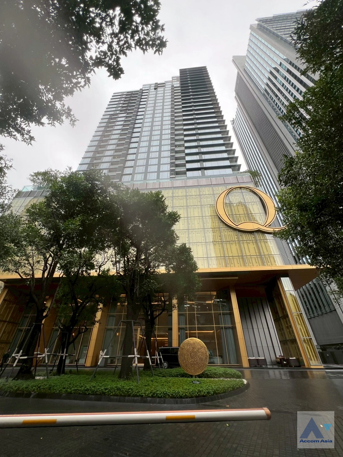  3 br Condominium For Sale in Sukhumvit ,Bangkok BTS Nana at Q1 Sukhumvit AA44286