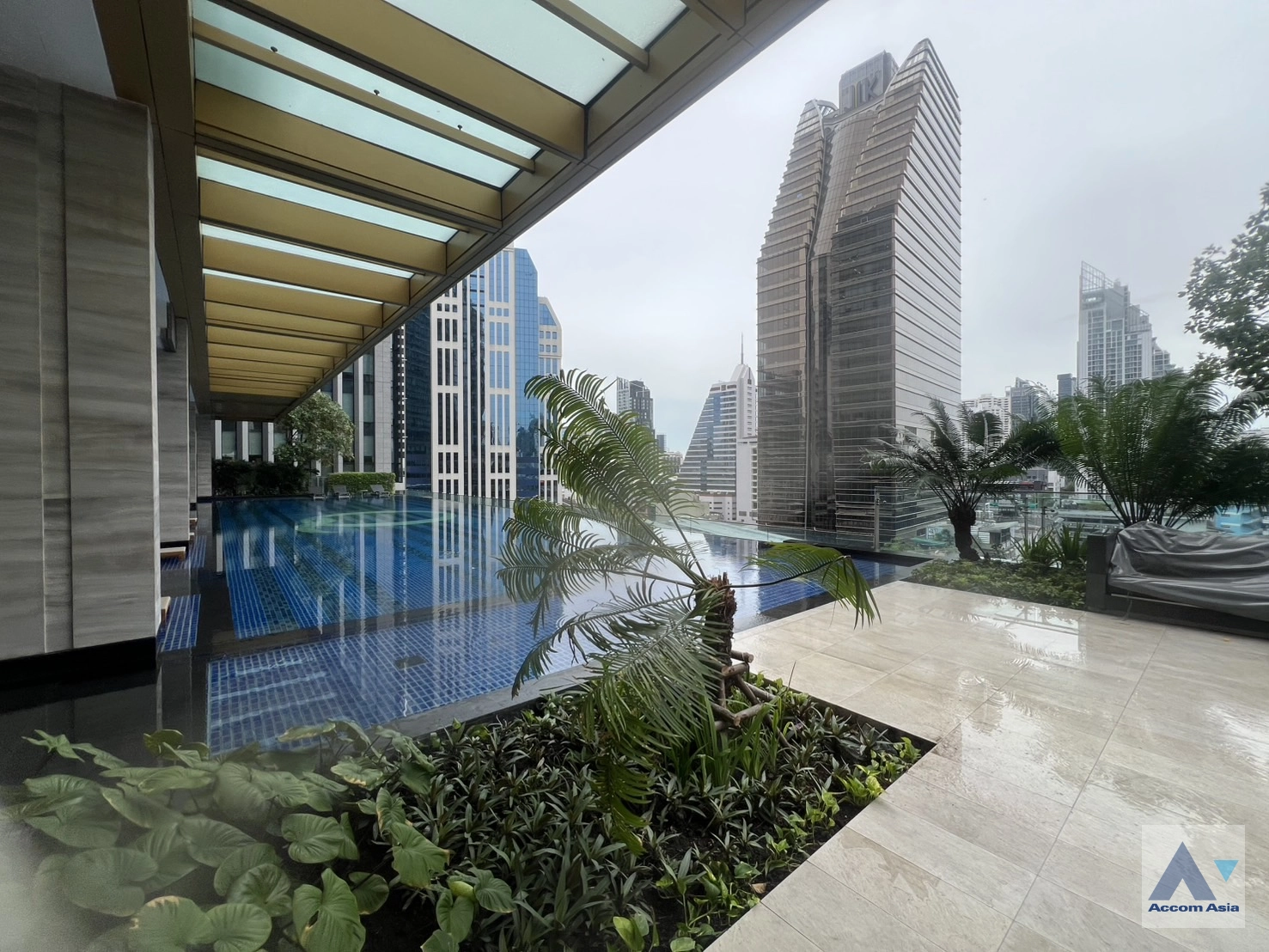  3 br Condominium For Sale in Sukhumvit ,Bangkok BTS Nana at Q1 Sukhumvit AA44286