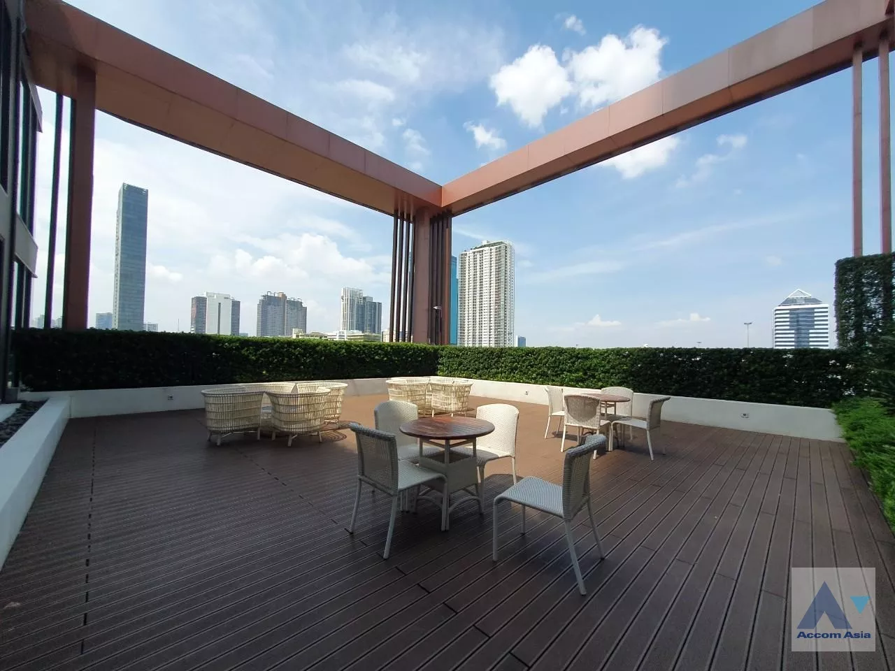 11 C Ekkamai - Condominium - Sukhumvit - Bangkok / Accomasia