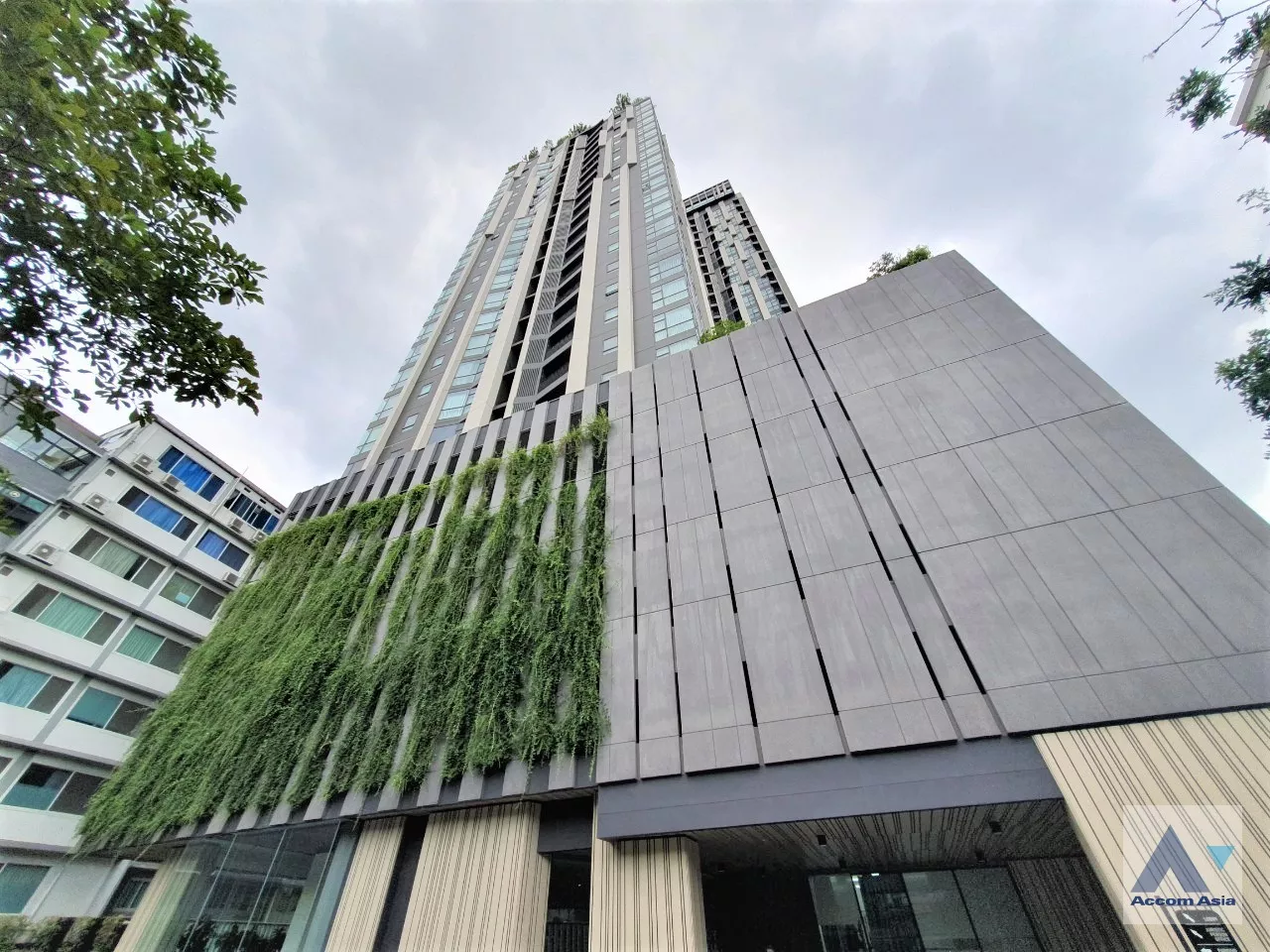  1 br Condominium For Sale in Sukhumvit ,Bangkok BTS Ekkamai at Rhythm Ekkamai AA23959