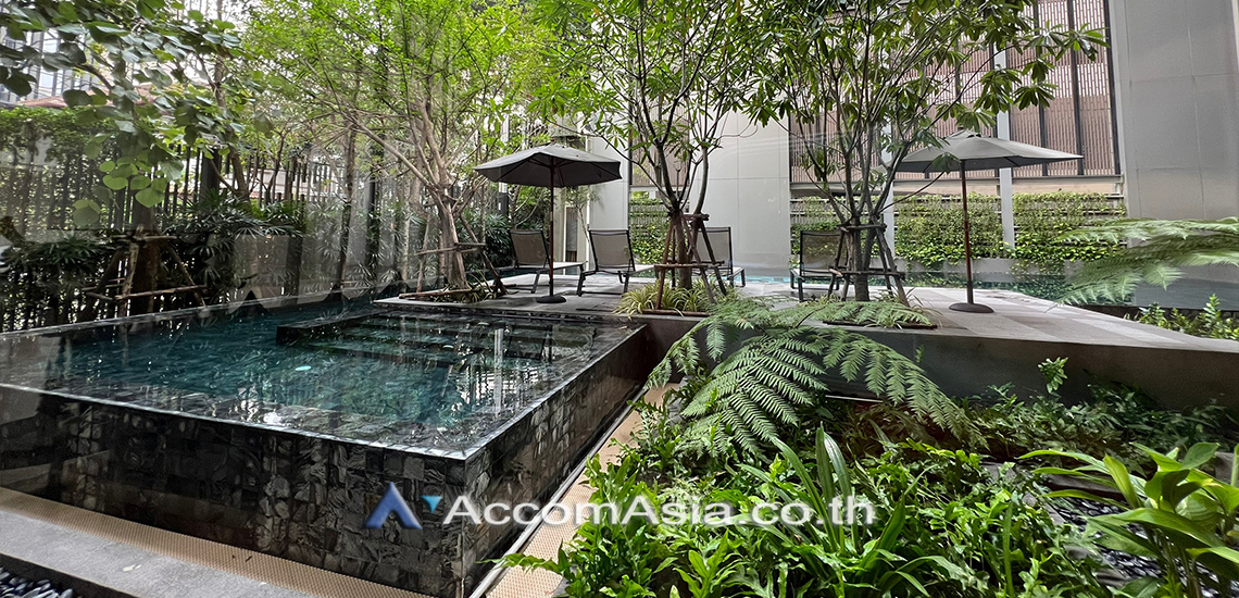  2 br Condominium For Rent in Ploenchit ,Bangkok BTS Ratchadamri - MRT Silom at KLASS Sarasin Rajdamri AA29798
