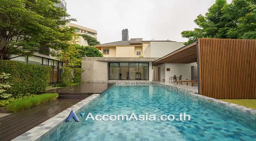  3 br Apartment For Rent in Sukhumvit ,Bangkok BTS Phrom Phong at Boutique Modern Apartment AA26044