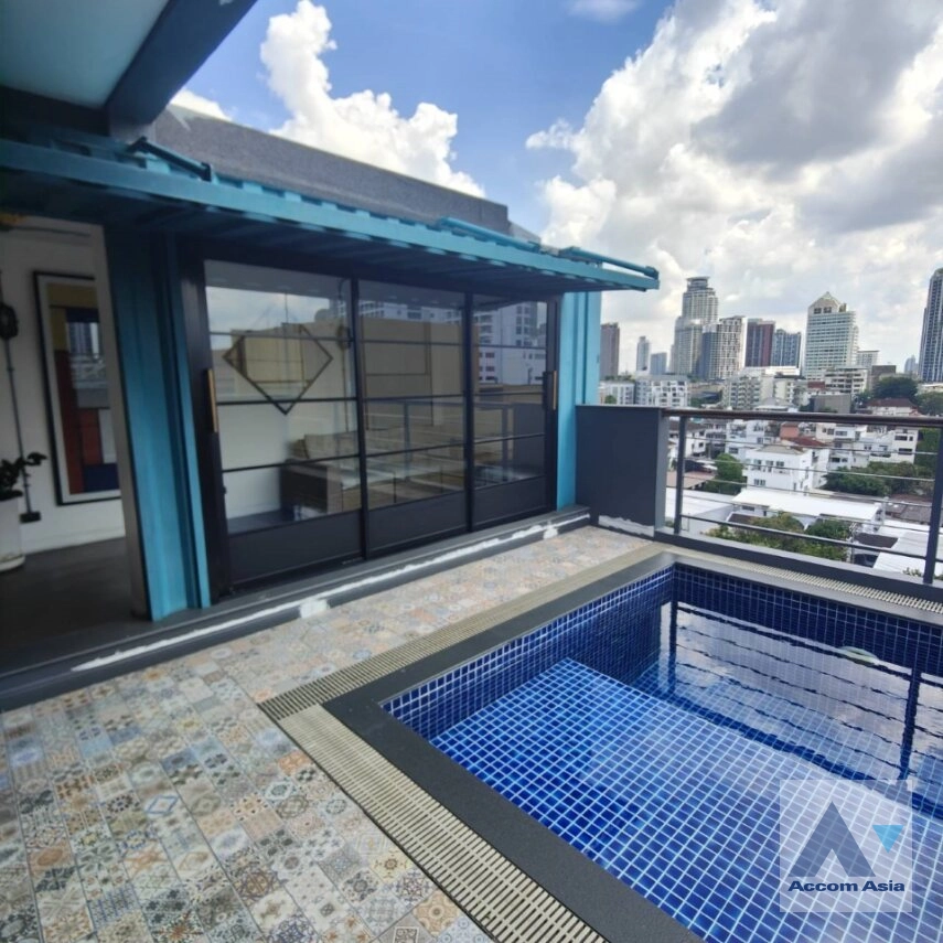 6 br Condominium for rent and sale in Sukhumvit ,Bangkok BTS Ekkamai at Penthouse Condominium 3 AA44855