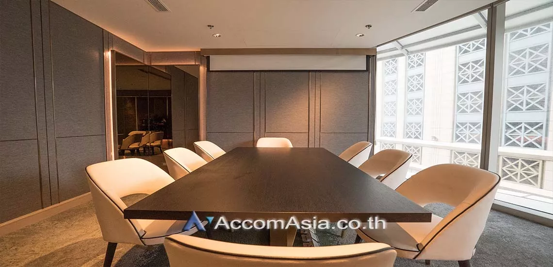  1 br Apartment For Rent in Ploenchit ,Bangkok BTS Ratchadamri at Luxury Service Residence AA28192