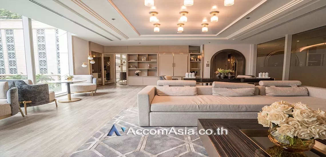  1 br Apartment For Rent in Ploenchit ,Bangkok BTS Ratchadamri at Luxury Service Residence AA28189