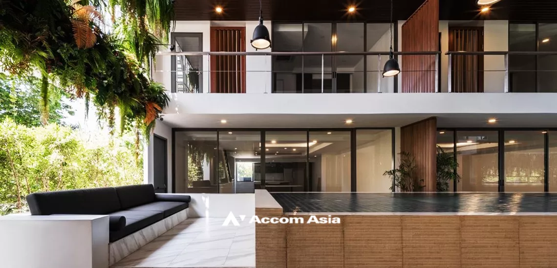  2 br Condominium For Sale in Sukhumvit ,Bangkok BTS Phra khanong at The Pillar AA34273
