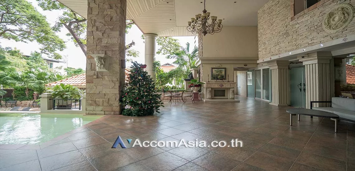  1 Cross Creek - Condominium - Sukhumvit - Bangkok / Accomasia