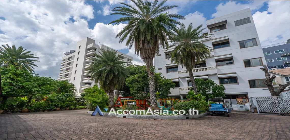  2 br Apartment For Rent in Sukhumvit ,Bangkok BTS Thong Lo at Charming apartment AA32154