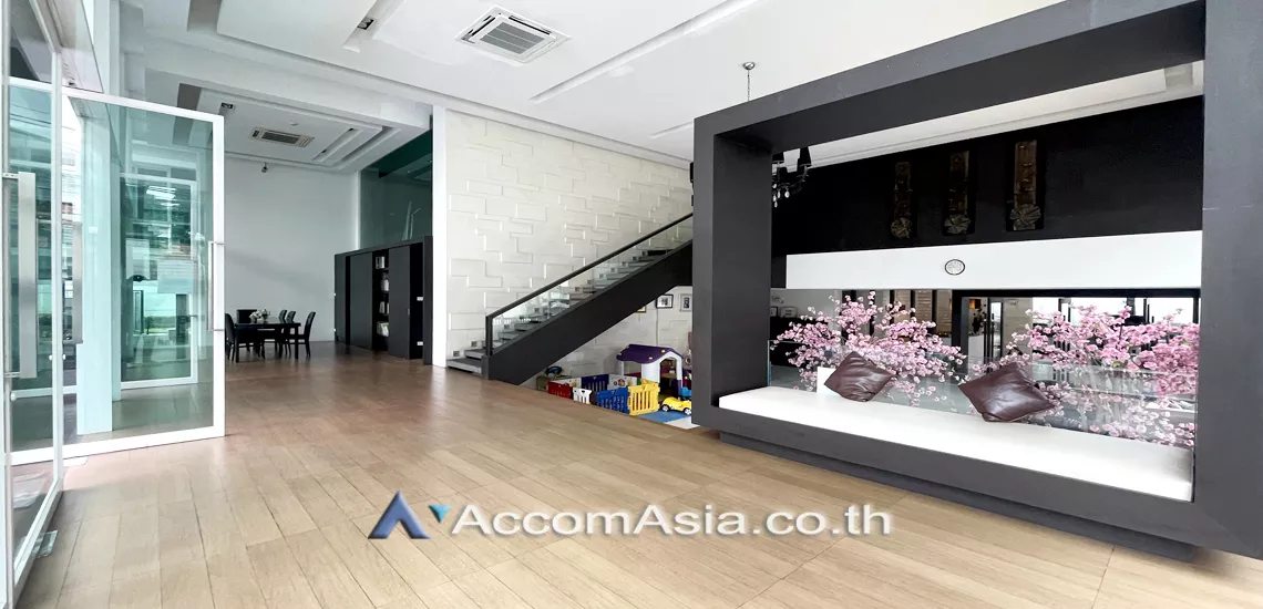  3 Villa Sikhara - Condominium - Sukhumvit - Bangkok / Accomasia