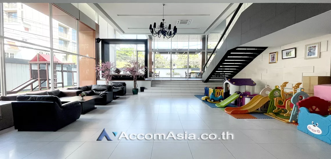  2 br Condominium For Sale in Sukhumvit ,Bangkok BTS Thong Lo at Villa Sikhara AA38671