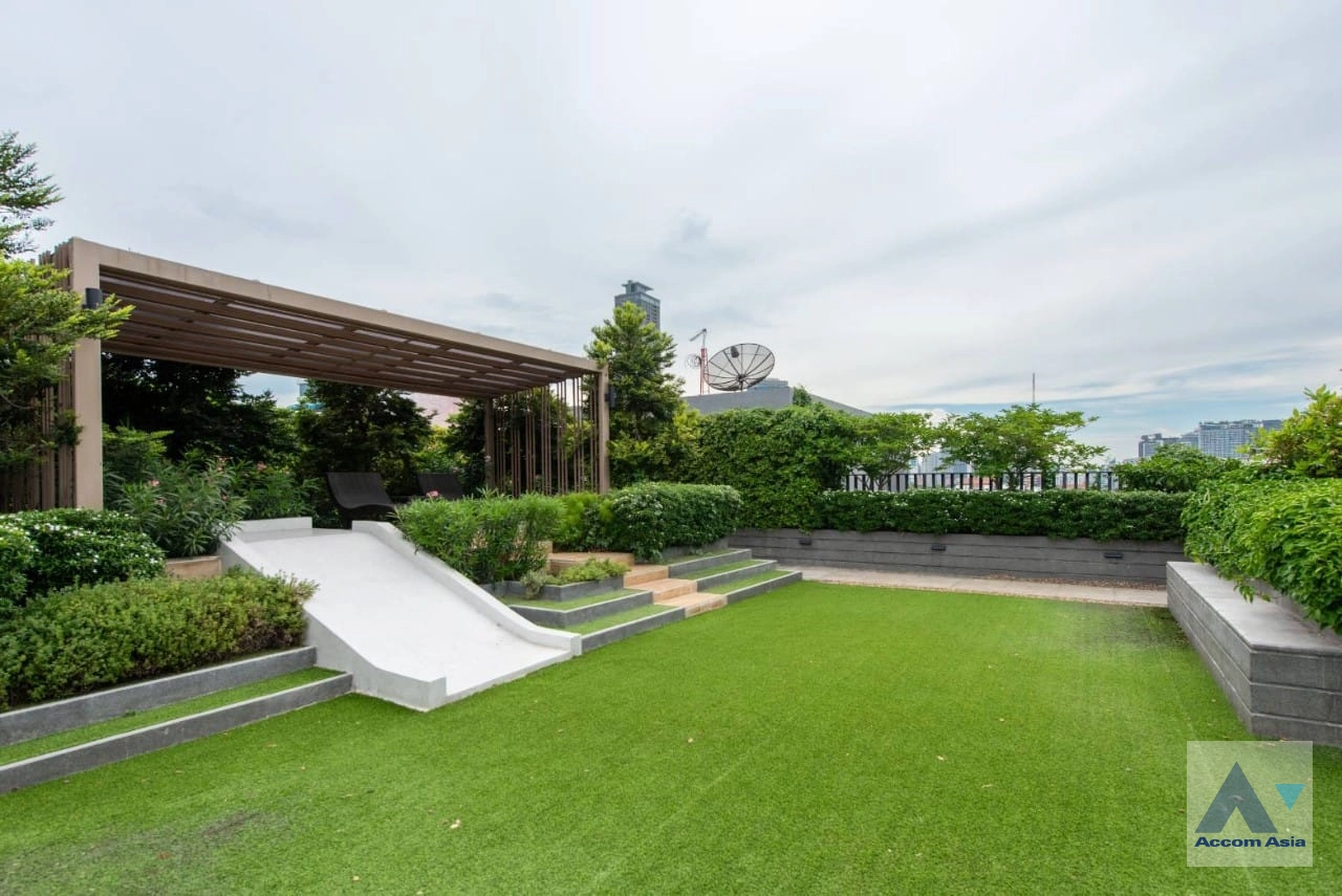 13 LLOYD Soonvijai-Thonglor - Condominium - Phetchaburi - Bangkok / Accomasia