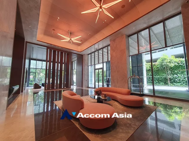 2 br Condominium For Sale in Ploenchit ,Bangkok BTS Chitlom at Scope Langsuan AA38608