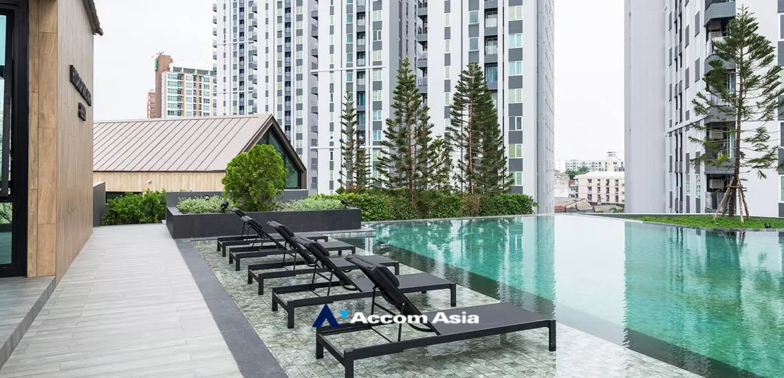  2 br Condominium For Sale in Ratchadapisek ,Bangkok MRT Huai Khwang at Chapter One Eco Ratchada-Huaikwang AA32411
