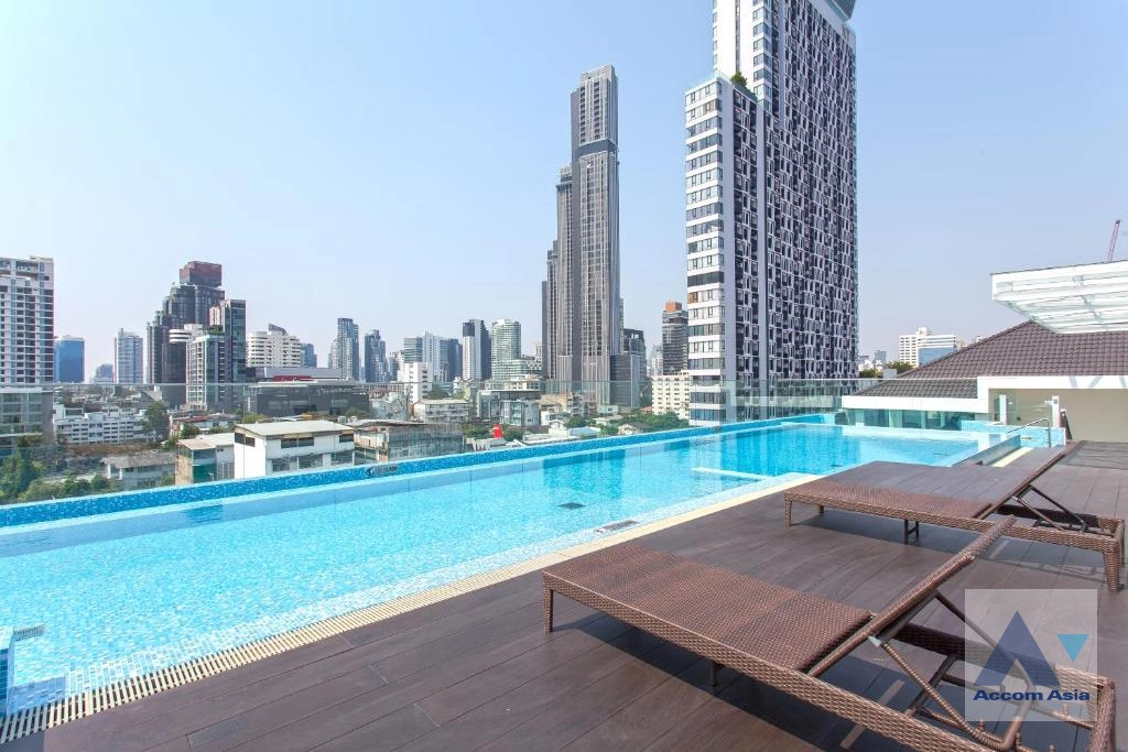  3 br Apartment for rent and sale in Sukhumvit ,Bangkok BTS Ekkamai at New Modern Classic Apartment, Near Main Street AA35651