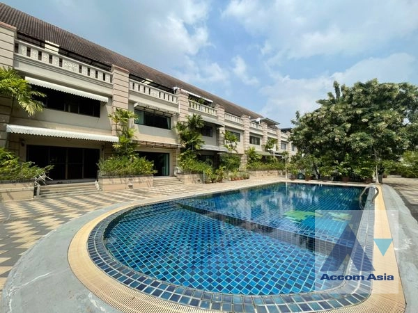  3 br Townhouse for rent and sale in Sukhumvit ,Bangkok BTS On Nut at Ban Suan Kasemsuwan AA42245