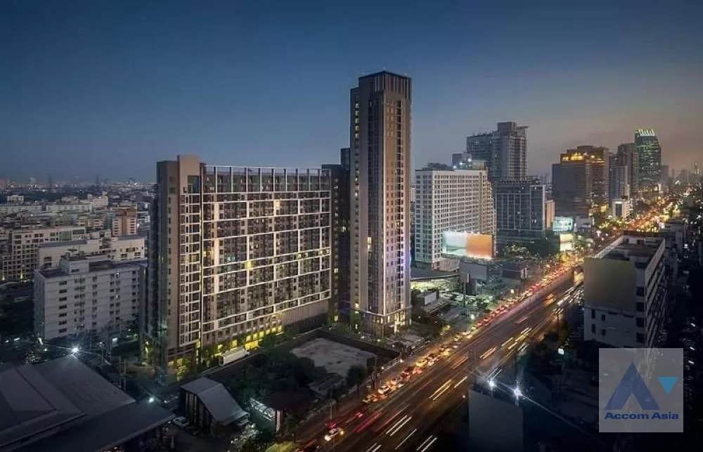  1 Centric Huai Khwang - Condominium -  - Bangkok / Accomasia
