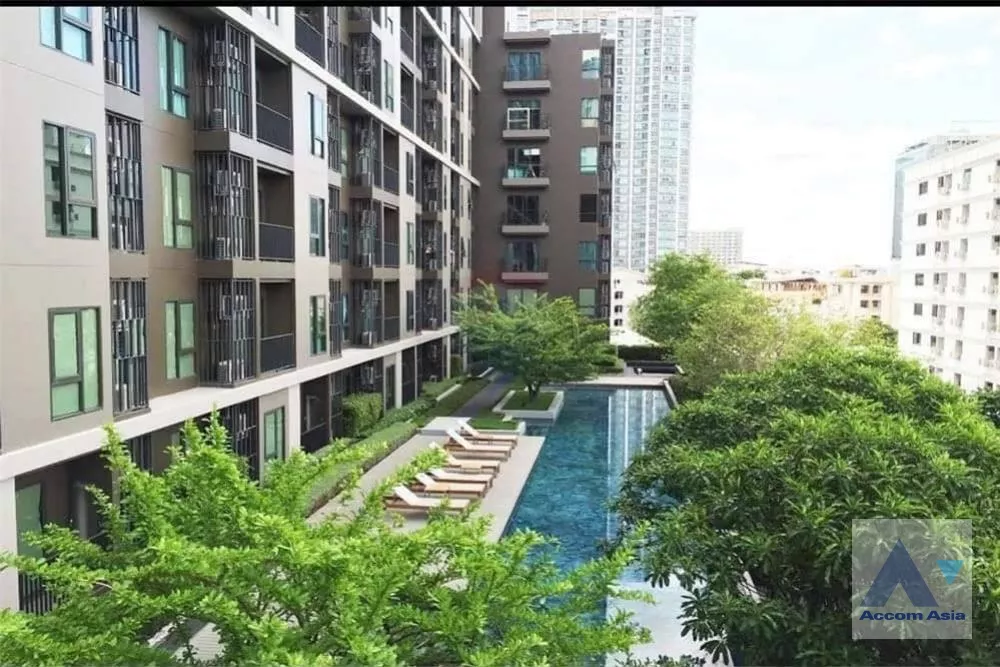  2 Centric Huai Khwang - Condominium -  - Bangkok / Accomasia