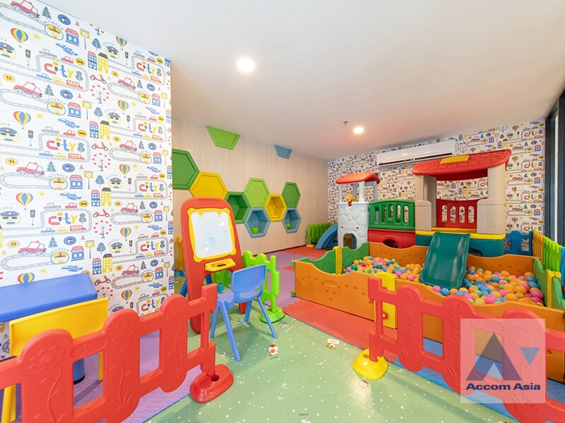  2 br Condominium for rent and sale in Ratchadaphisek ,Bangkok MRT Thailand Cultural Center at Artisan Ratchada AA43261