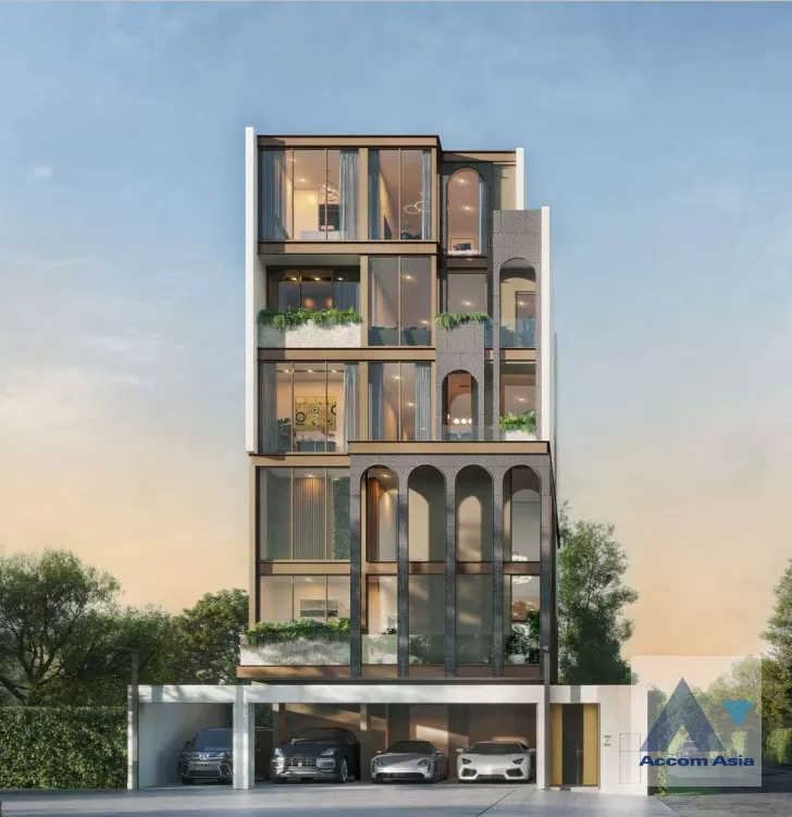  4 br House For Sale in Sukhumvit ,Bangkok BTS Phrom Phong - MRT Phetchaburi at ARCH Sukhumvit 39 AA39945