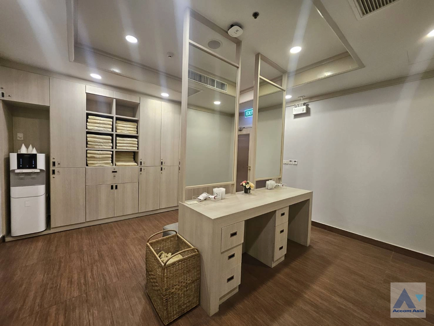  4 br Apartment For Rent in Sukhumvit ,Bangkok BTS Asok at Centre Point Sukhumvit 10 AA40076