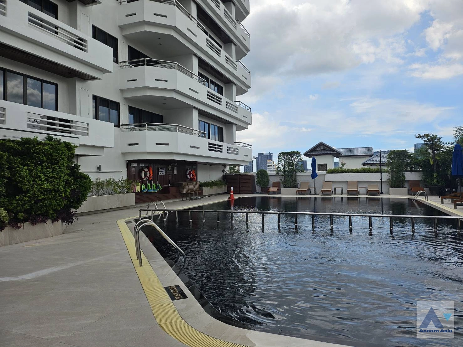  4 br Apartment For Rent in Sukhumvit ,Bangkok BTS Asok at Centre Point Sukhumvit 10 AA40076