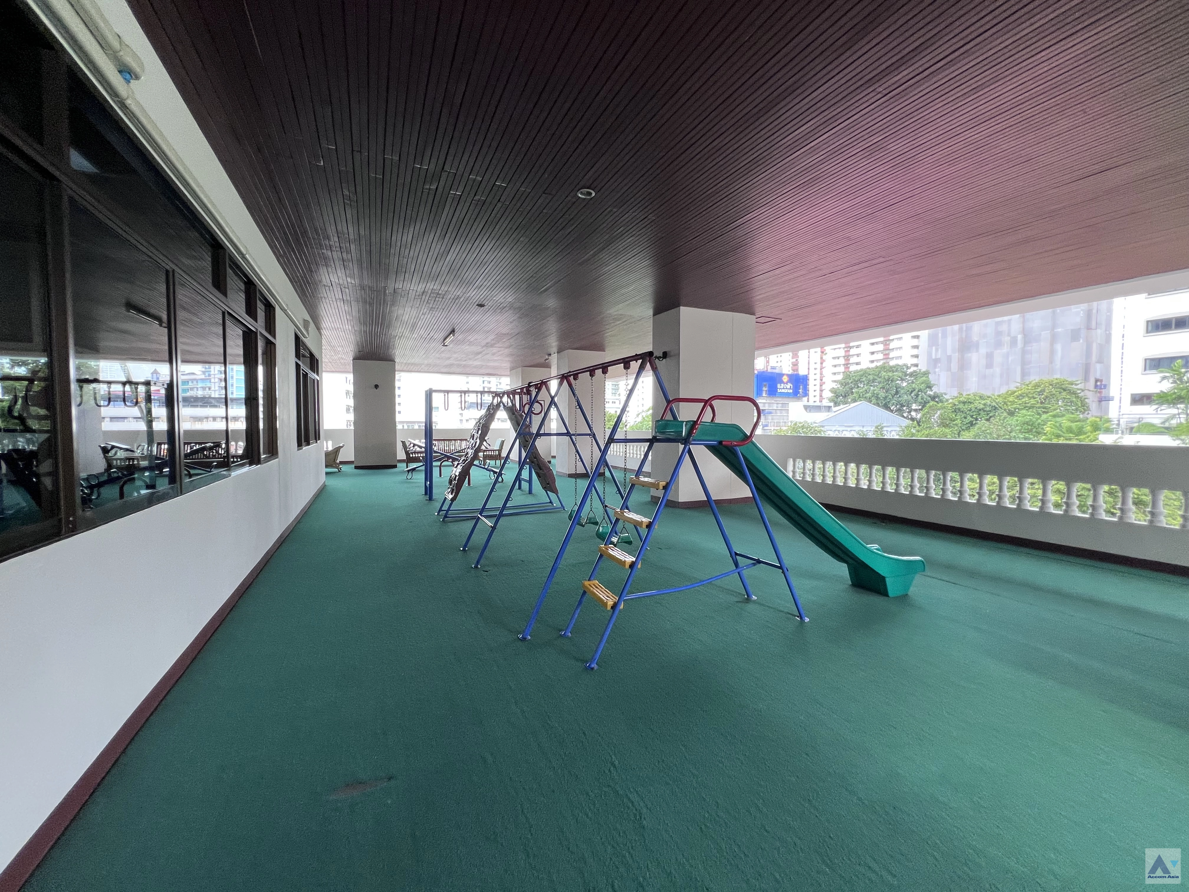  3 br Apartment for rent and sale in Sukhumvit ,Bangkok BTS Asok - MRT Sukhumvit at Suite For Family AA43525