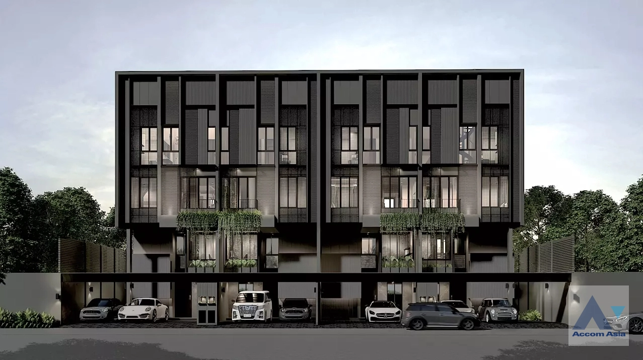  3 br House For Sale in Ratchadaphisek ,Bangkok MRT Ratchadaphisek at L SCAPE Ratchada 20 AA43530