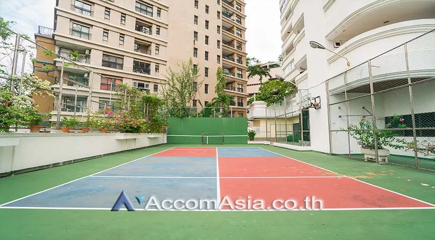  4 br Apartment For Rent in Sukhumvit ,Bangkok BTS Phrom Phong at Homely atmosphere AA25879