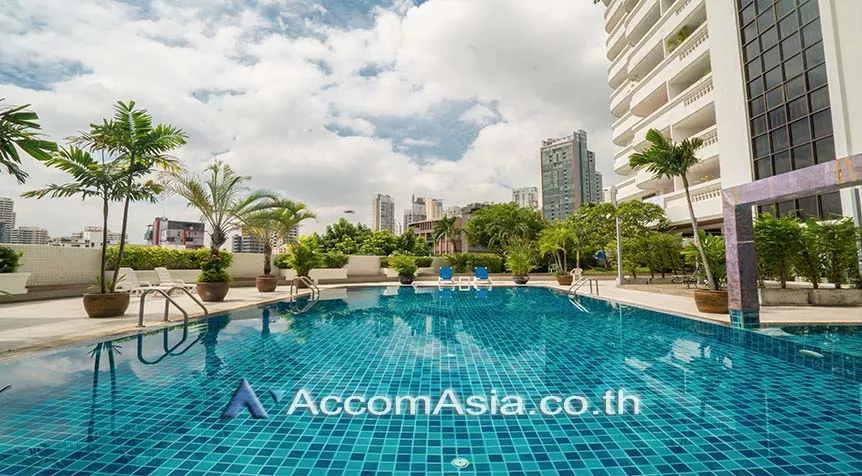  4 br Apartment For Rent in Sukhumvit ,Bangkok BTS Thong Lo at Homely atmosphere 1419468