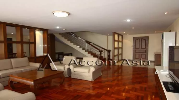  1  3 br Apartment For Rent in Sukhumvit ,Bangkok BTS Phrom Phong at Family Size Desirable 1006701