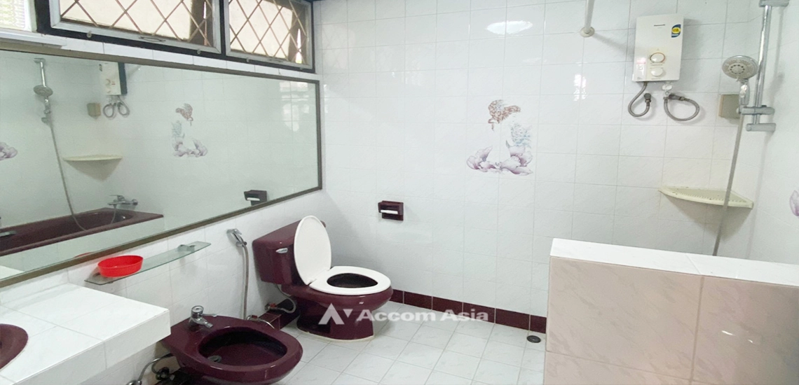 13  3 br House For Sale in Sukhumvit ,Bangkok BTS Thong Lo 910003