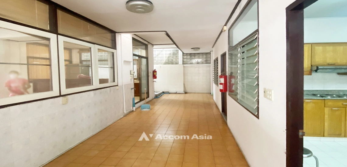 23  3 br House For Sale in Sukhumvit ,Bangkok BTS Thong Lo 910003