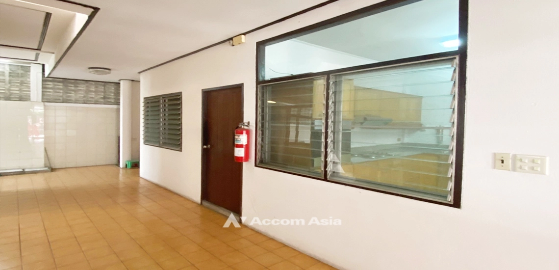 26  3 br House for rent and sale in sukhumvit ,Bangkok BTS Thong Lo 910003