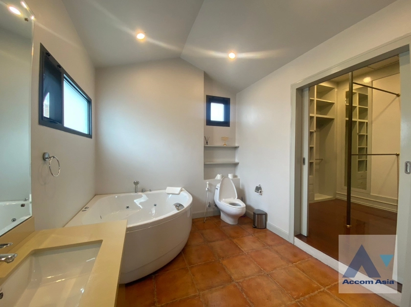 20  5 br House for rent and sale in Sukhumvit ,Bangkok BTS Thong Lo 610024