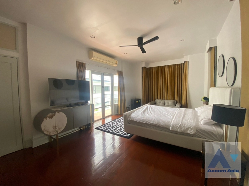 16  5 br House For Rent in sukhumvit ,Bangkok BTS Thong Lo 610024