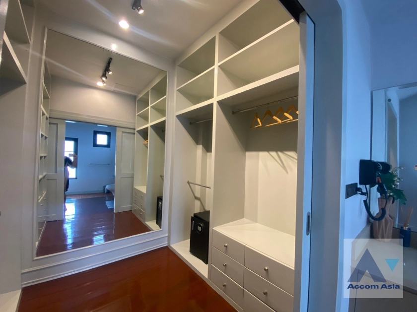 19  5 br House for rent and sale in Sukhumvit ,Bangkok BTS Thong Lo 610024