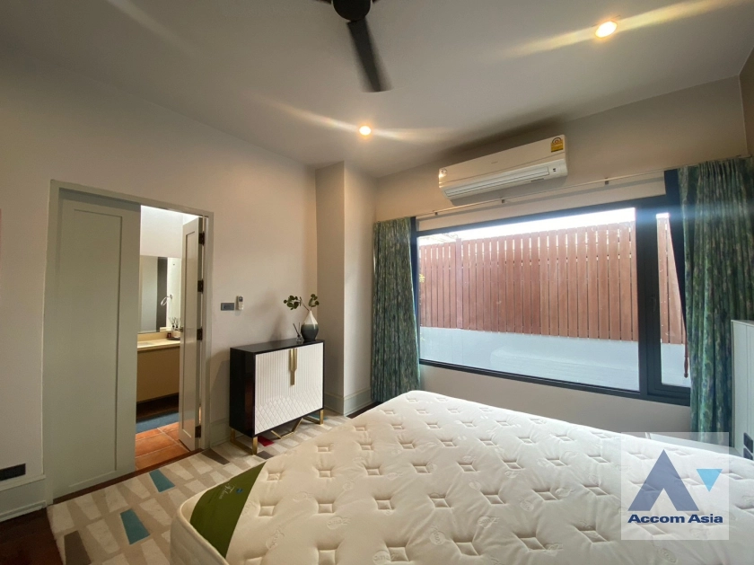 17  5 br House for rent and sale in Sukhumvit ,Bangkok BTS Thong Lo 610024